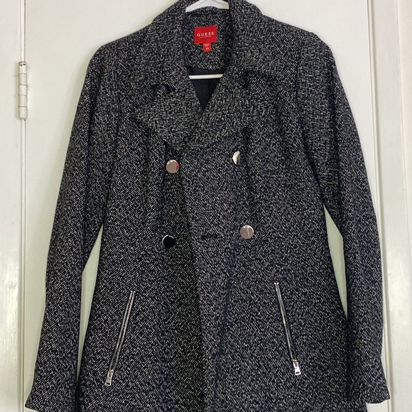 Guess Size XS coat - Picture 3 of 3